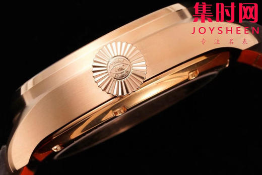 IWC万国 AZ飞行员系列 空中霸主 大飞行员 大飞动显 飞行员万年历 透底设计 男士腕表 商品图7