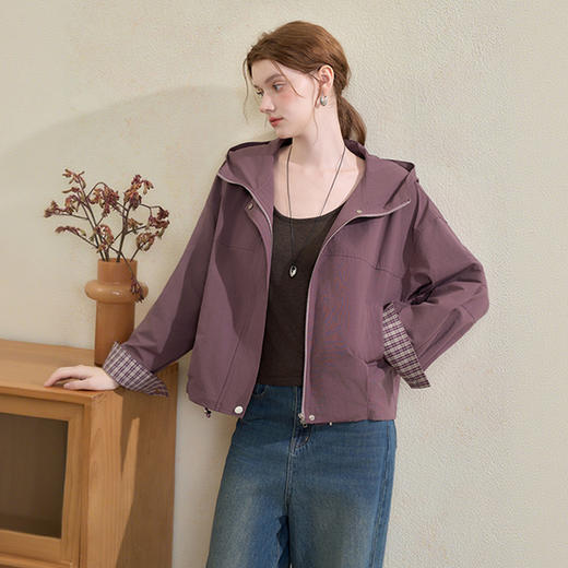 西遇韩系格纹拼接连帽外套女秋季宽松显瘦休闲百搭短款上衣V3151248 商品图3