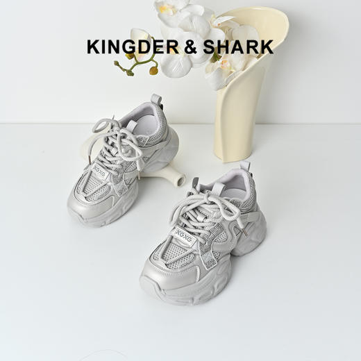 经典鲨2025秋专柜款时尚潮流网面透气显高跑步休闲老爹鞋女KW219-537091 商品图2