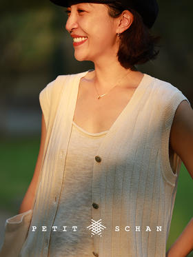 PETIT SCHAN小闪 CLO#902 A Great Master 女先生 桑蚕丝V领针织马甲