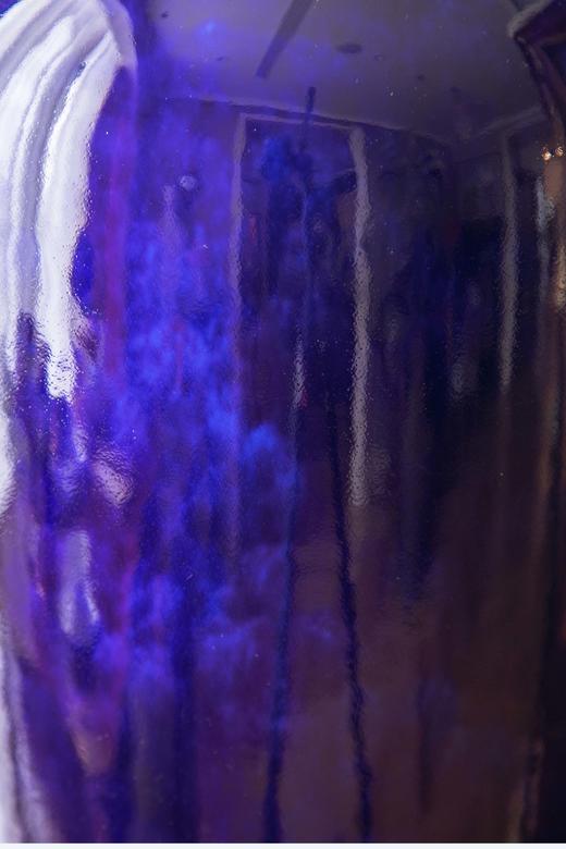 独角鹿西洋古董1896-1898年法国御窑塞弗尔出品手绘描金装饰云朵蓝釉瓷花瓶 商品图4