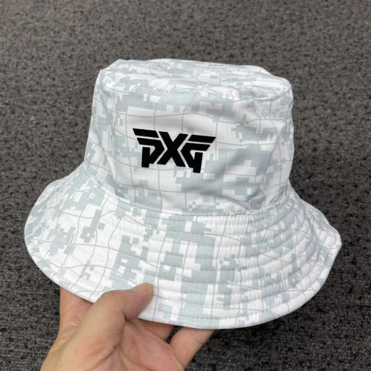 正品PXG 最新款高尔夫渔夫帽，两面可戴。一面迷彩一面白色，均码男女同款。 商品图0