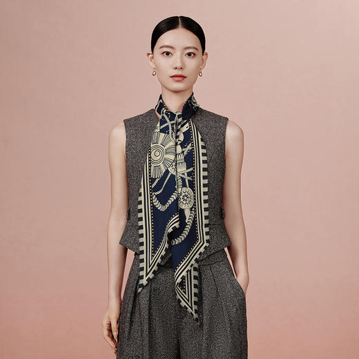 万事利“骏马呈祥”双面印花丝羊毛小长巾 商品图2