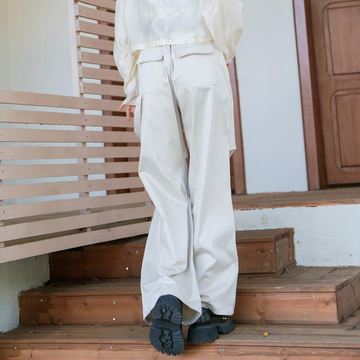 谜底伞兵裤女2025秋新款运动休闲设计感宽松直筒裤长裤257MK7864 商品图2