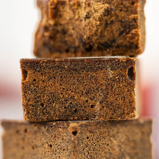 有机红糖| 有机种植甘蔗，纯甘蔗古法手工熬制，味道纯正，甜而不腻，每个批次红糖颜色会有差异⭐️顺丰快递 商品图1