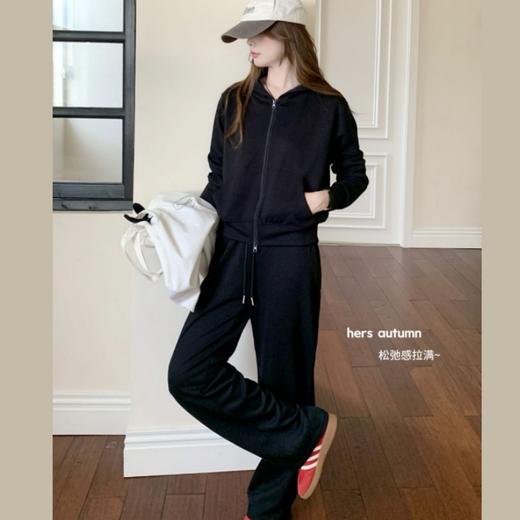 早秋新品【空气层半拉链运动两件套&轻呼吸柔感莫代尔套装】韩系爆款套装 日常/宅家随意切换 舒适时髦 商品图2