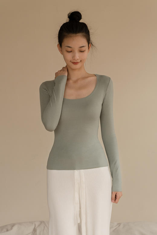 靴下物美雅碧自发热保暖上衣女秋冬季双面磨毛保暖内衣大圆领无痕 商品图5