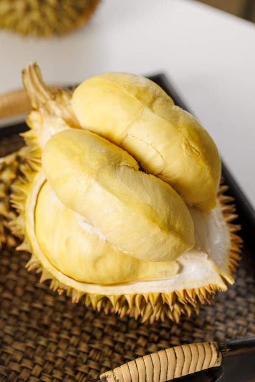 保4房‼️泰国金枕榴莲丨到了基本就可以开果食用，想要吃软一点的，就再放一两天，果肉饱满、甜糯而不腻，口感细腻，核小且少，出肉率高，是性价比非常高的选择！⭐️顺丰快递 商品图3