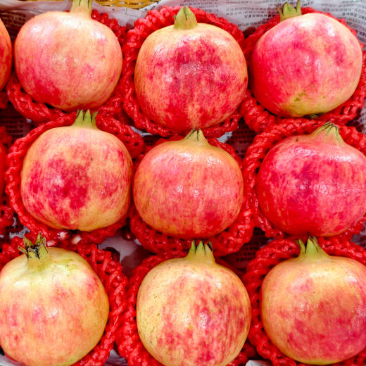 新鲜水果 甜蜜多汁石榴小果3枚（单果重300g~400g左右） 商品图3