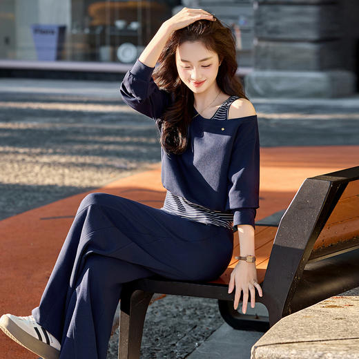 2025秋季新款拼接设计感条纹假两件卫衣阔腿裤两件套LT2675 商品图3