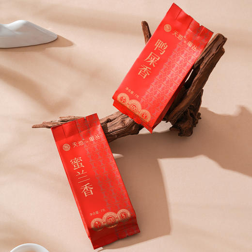 天池 青山 春山如黛 蜜兰香 鸭屎香 凤凰单丛 茶叶 礼盒168克 商品图3