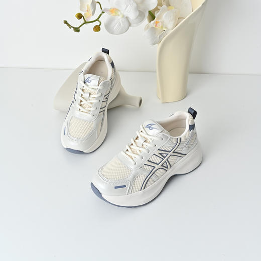 经典鲨2025秋专柜新款牛皮革网面透气舒适系带拼色休闲鞋女KW160-537231 商品图2