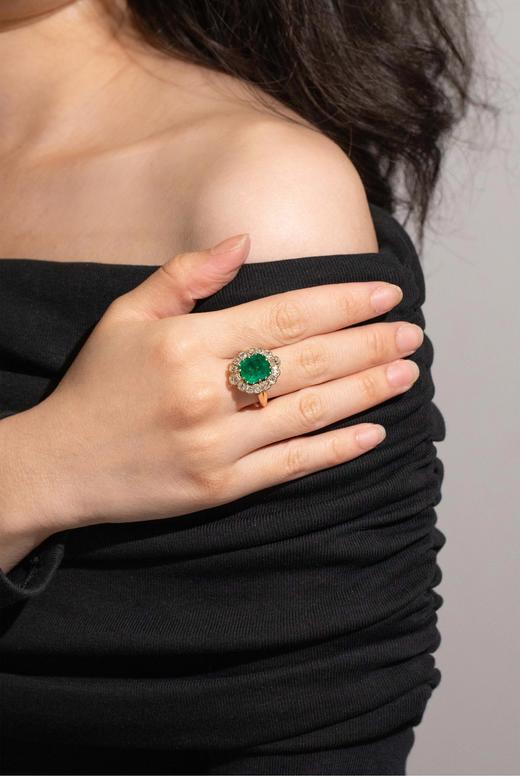 独角鹿西洋古董法国出品玛格丽特款花叶造型18K黄金镶嵌哥伦比亚祖母绿及钻石戒指 商品图1