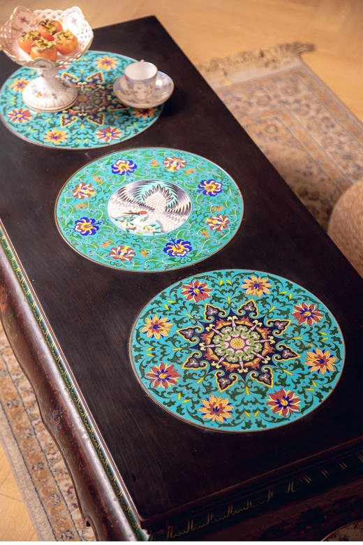 独角鹿西洋古董中国古董嵌仙鹤及宝相花纹掐丝珐琅装饰花卉主题彩漆描金实木矮几古董家具 商品图2