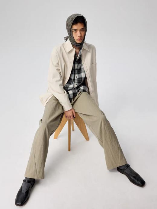 Simple Project/A25189/几何图腾数码印花丝巾 商品图2