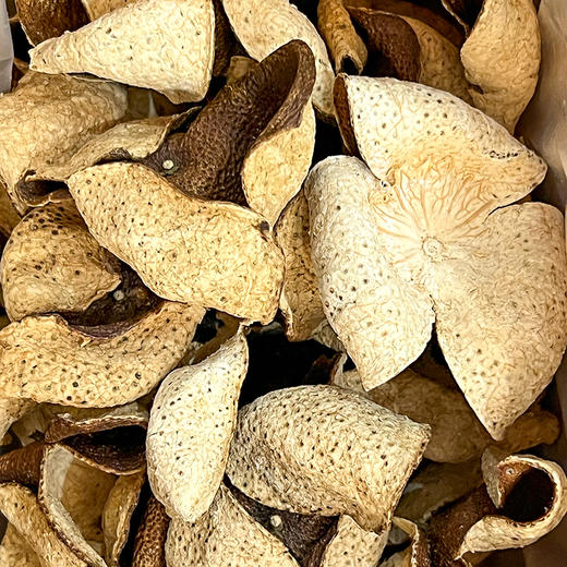 春之秘语丨天马新会陈皮 一等 2019年 100g 玻璃罐装 新旧包装随机发货 商品图2