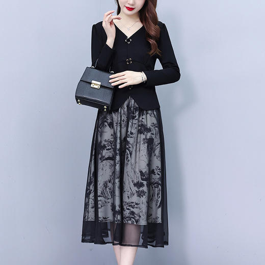 雀说黑色碎花连衣裙新款小香风气质长袖小个子时尚两件套AL2373 商品图1