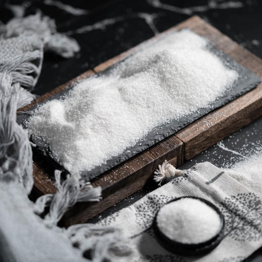 竹盐| 选用天然海盐，封在3年以上的青竹中，以黄土封口，高温煅烧，竹盐中会有个别黑色颗粒，不影响食用，5袋竹盐赠送2袋洗涤盐。⭐️申通、中通、极兔随机 商品图3