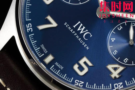 IWC万国 AZ飞行员系列 空中霸主 大飞行员 大飞动显 飞行员万年历 透底设计 男士腕表 商品图4