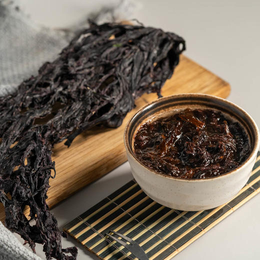 长岛野生紫菜| 长岛头茬野生紫菜，嫩、滑、鲜，冷水海鲜会更鲜，略有嚼劲，野生紫菜是生的，需要冷水泡发20分钟焯水后煲汤、凉拌，50g/袋，⭐️顺丰陆运 商品图1