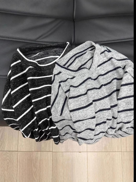 【复古条纹磨毛长袖】大码t恤女 秋冬时尚宽松打底衫早春内搭撞色上衣  商品图3