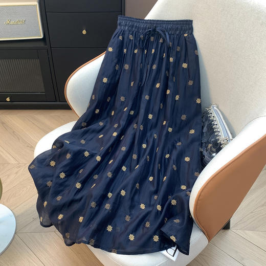 百媚生 文艺刺绣简约双层半身裙松紧腰抽绳A字裙子8967 文艺刺绣简约双层半身裙松紧腰抽绳A字裙子8967 商品图2