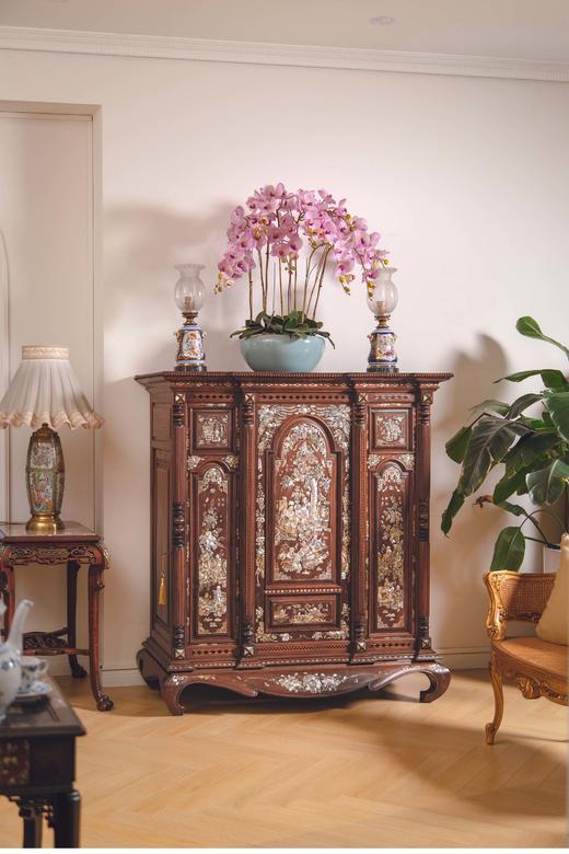 独角鹿西洋古董东亚地区出品「竹林七贤及八仙会庆」东方人物山水主题螺钿镶嵌硬木边柜古董家具 商品图0