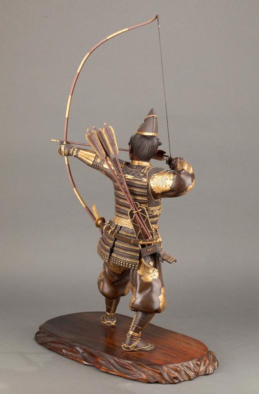 独角鹿西洋古董日本古董硬木底座装饰铜鎏金赤铜精雕弯弓武士造型人物雕塑古董摆件一对 商品图2