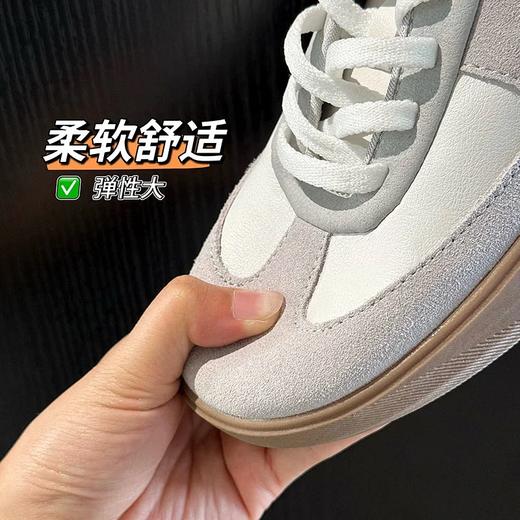 👟【平底鞋中的”劳斯莱斯“❗️香港神鞋暴走20000步不累脚】乳胶内胆黑科技｜DS德训鞋品牌直发｜麂皮绒后跟连磨脚星人都能穿！暴走党/通勤族/情侣/宝妈闭眼入 商品图1