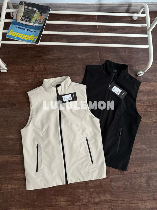 露露户外防风防水徒步运动轻量化马甲 商品图0