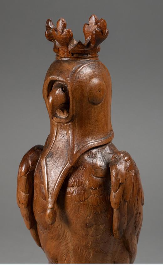 独角鹿西洋古董法国出品黑森林风格猎鹰造型胡桃木精雕古董摆件 商品图4