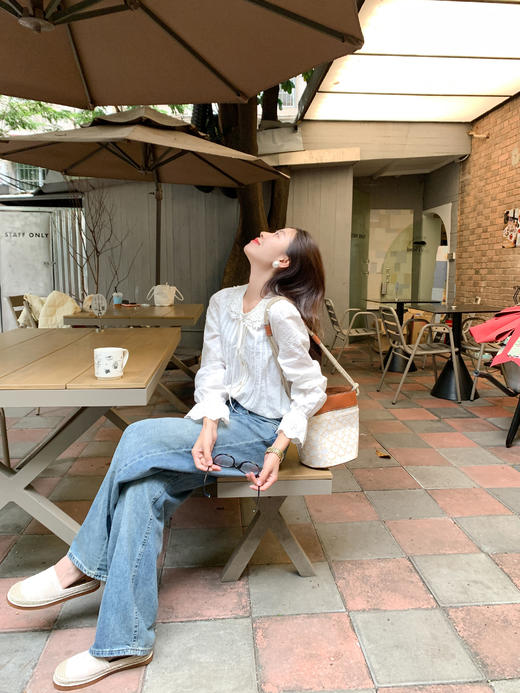 【169元任选2件】最后一波现货！法式重工刺绣喇叭袖衬衫 商品图12