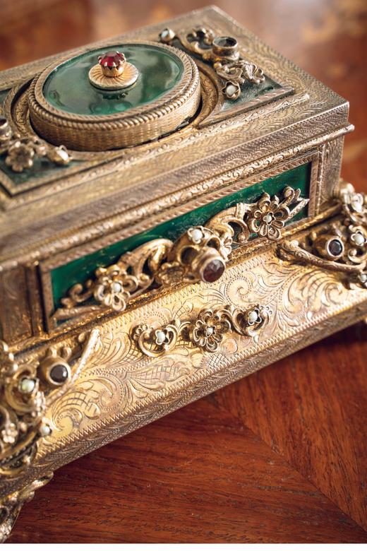 独角鹿西洋古董德国出品洛可可风格银鎏金精雕镶嵌珍珠半宝石绿珐琅装饰鸣鸟古董八音盒艺术摆件 商品图4