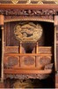 独角鹿西洋古董松木精雕传统山水主题金漆莳绘多宝阁收藏古董柜子 商品缩略图4