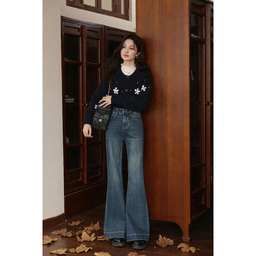 鹿向南「霓甜巴黎」蓝色宽松微喇牛仔裤初秋修身显瘦阔腿长裤女款 商品图2