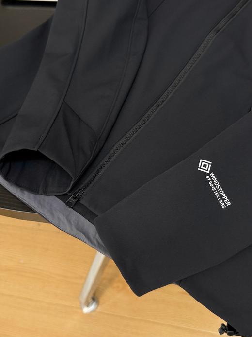 点此购买 凯乐石秋季女士户外活动抗风防泼水轻便耐磨冲锋衣外套 fc 329954 商品图10