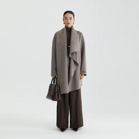 卡莉朵拉大衣C28D7723