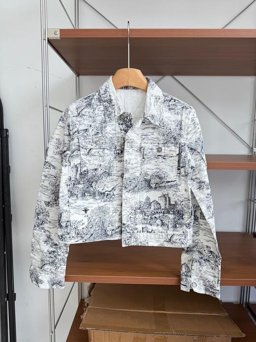 TY409-DIOR迪奥 SS25 Cruise早春成衣系列 短款棉质印花牛仔外套 女款   (PG*MM) 9.10直播款 商品图3