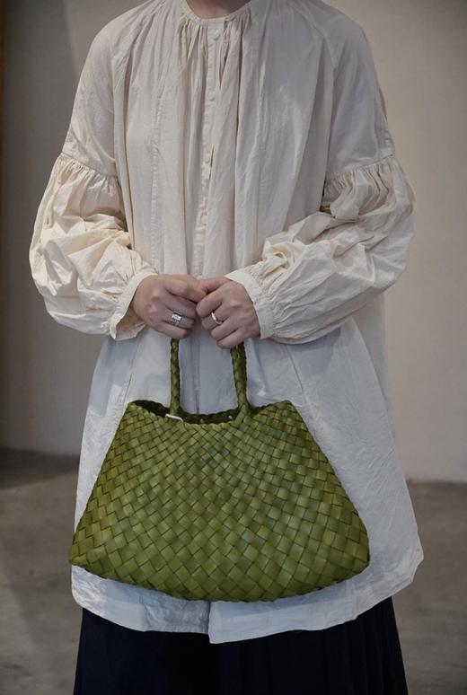 CASEY/CASEY 米色圆领纸感薄长款衬衫 商品图5