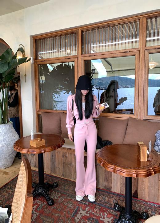 Read Nameless/粉色收腰果冻套装 2025/9/11 商品图11