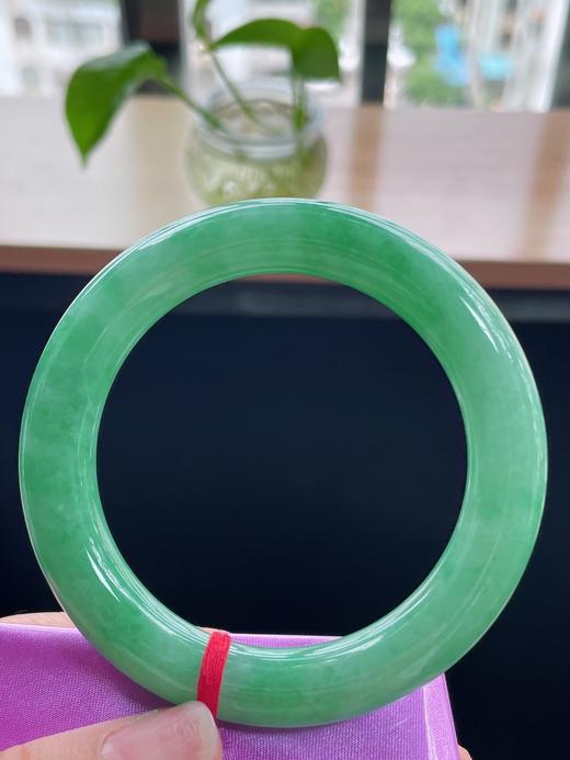 55圆条翡翠手镯 商品图2