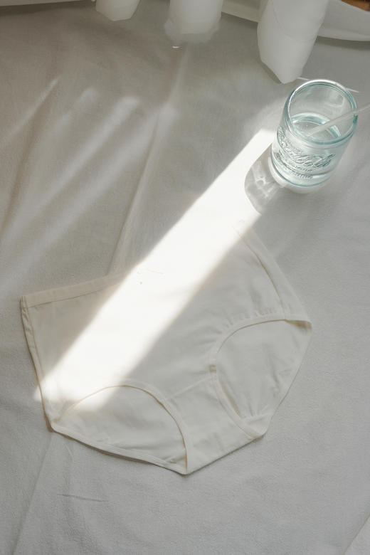 【3条装】 7A呵护纯色棉质内裤 亲肤云感棉 舒适透气 高腰版型 弹力足 不卡档 不夹PP 商品图5