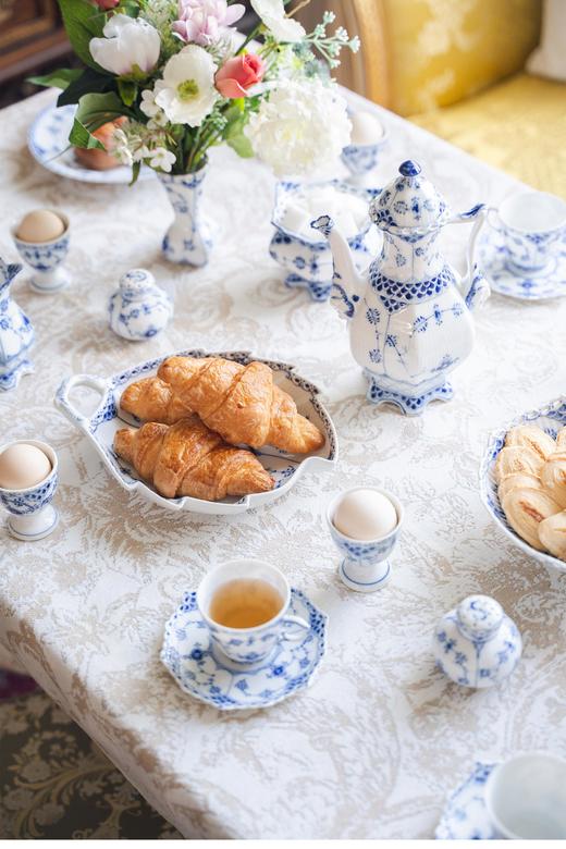 【已售】独角鹿西洋古董丹麦皇家哥本哈根瓷窑出品“蕾丝唐草”系列手绘植物主题茶具餐盘套件 商品图3