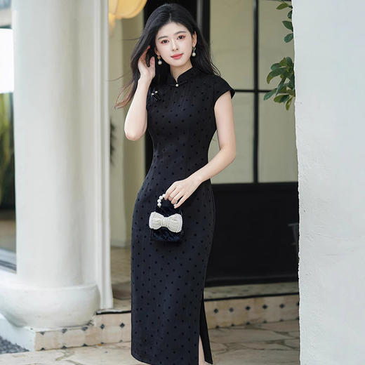 波点年轻款国风中式日常改良旗袍2025新款少女复古修身短袖春夏季 商品图3