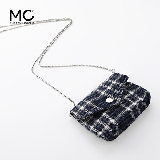 女装格子翻领配小包卫衣-6840W5232026 商品图3