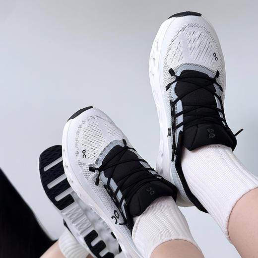 【超模君严选 100%正品】昂跑 Cloudtilt 系列！！男女款 好看百搭 运动必备 商品图7