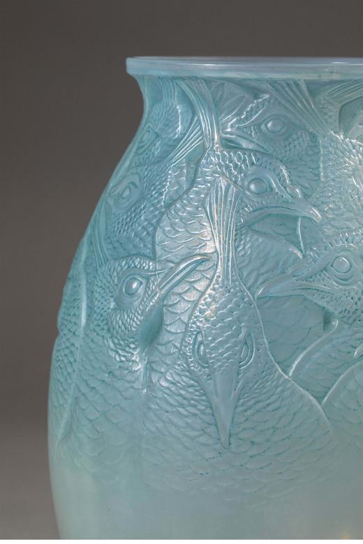 独角鹿西洋古董法国顶级水晶工坊莱俪LALIQUE设计出品「Borromée 孔雀」主题淡蓝色欧泊水晶古董花瓶艺术摆件 商品图2