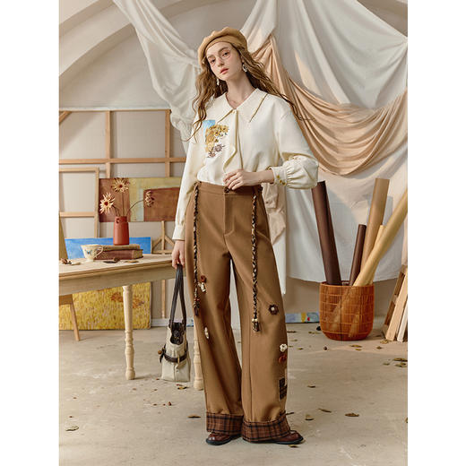 两三事梵高文艺 枕边心事 2025秋季新款印花贴布绣领带装饰衬衫女 商品图1