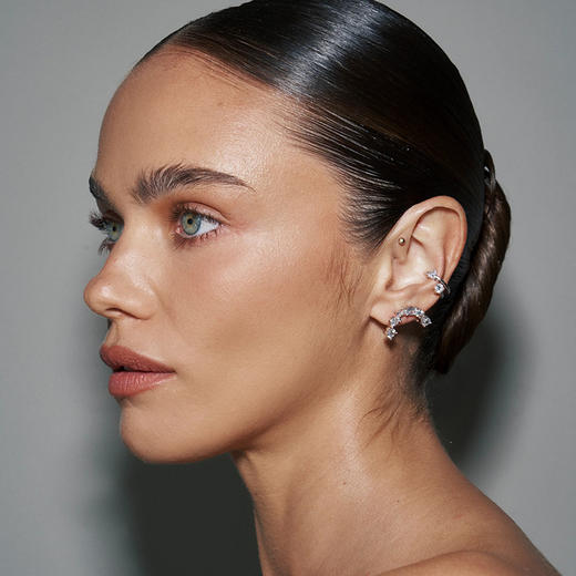 北京仓｜Lili Claspe-Mavis-银色 半圆 锆石 耳钉［美国设计师］ 商品图4