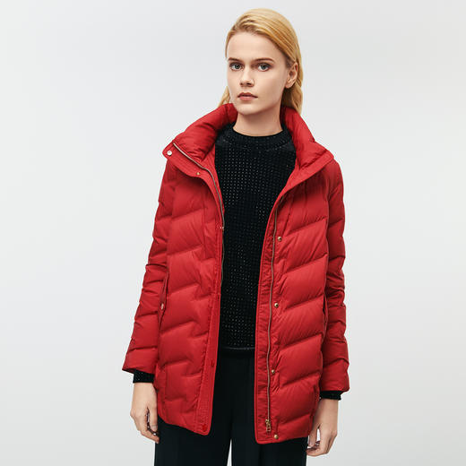 EITIE爱特爱冬季新款时尚舒适茧型保暖简约百搭连帽羽绒服8011721 商品图5